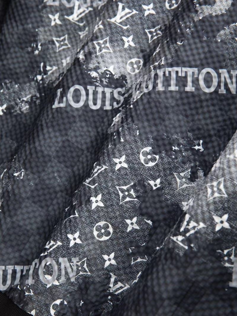 Louis Vuitton Outwear